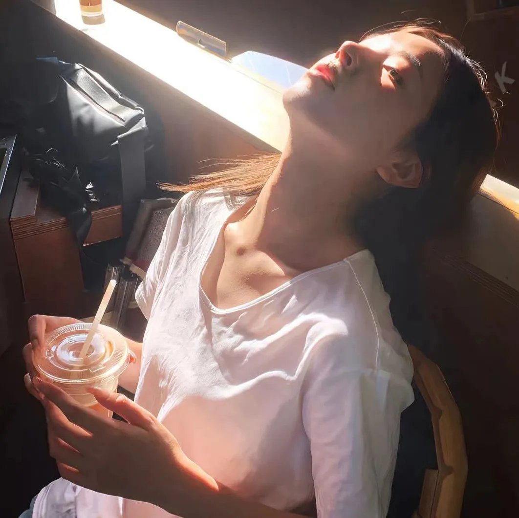 淑比狗和食尸鬼学校
